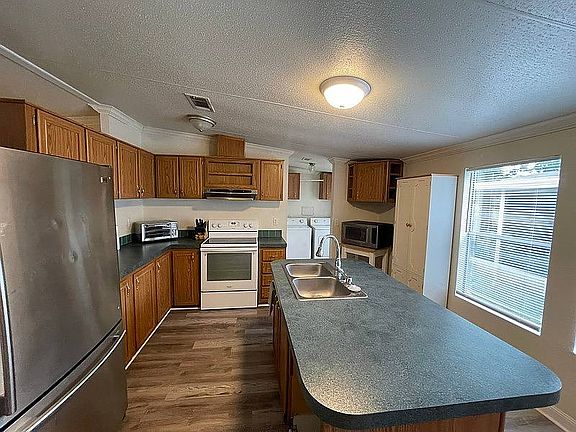 5th image of 154 W Seaflower St #372
