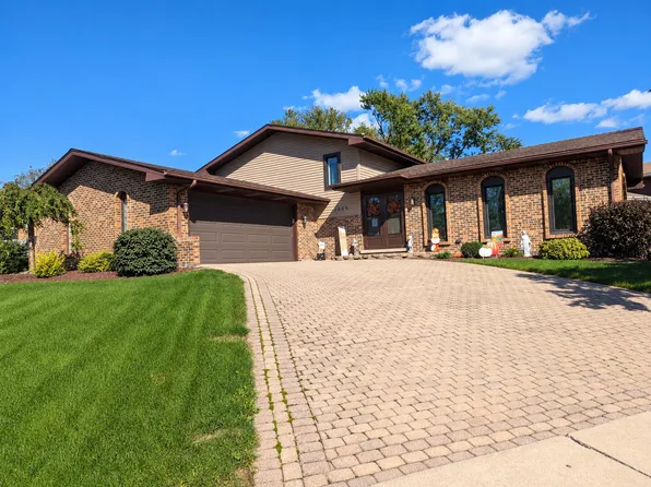 2605 Osage Dr, Dyer, IN 46311