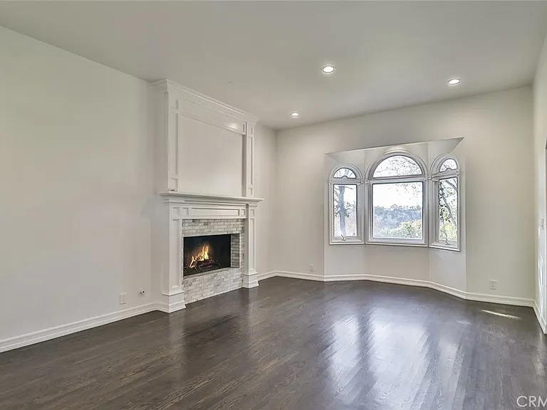 3373 Coy Dr — Photo 8