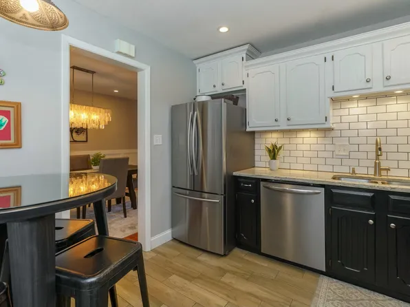 2551 Charing Rd APT 3, Upper Arlington, OH 43221