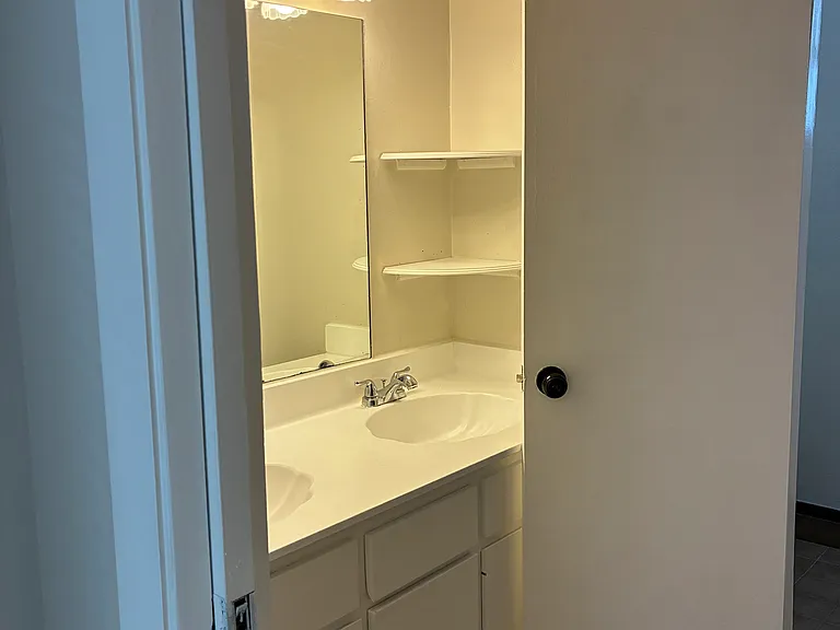 10881 SW 24th Ter — Photo 13
