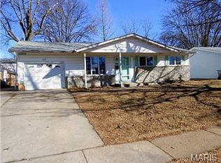 543 Candle Light Ln, Hazelwood, MO 63042