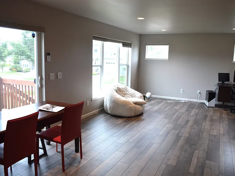 321 Alton Dr — Photo 23