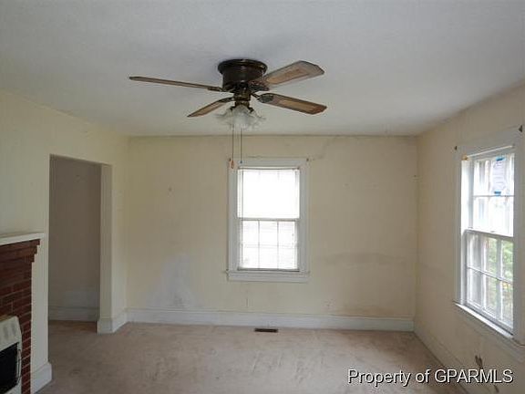 3rd image of 1607 W Washington Ave
