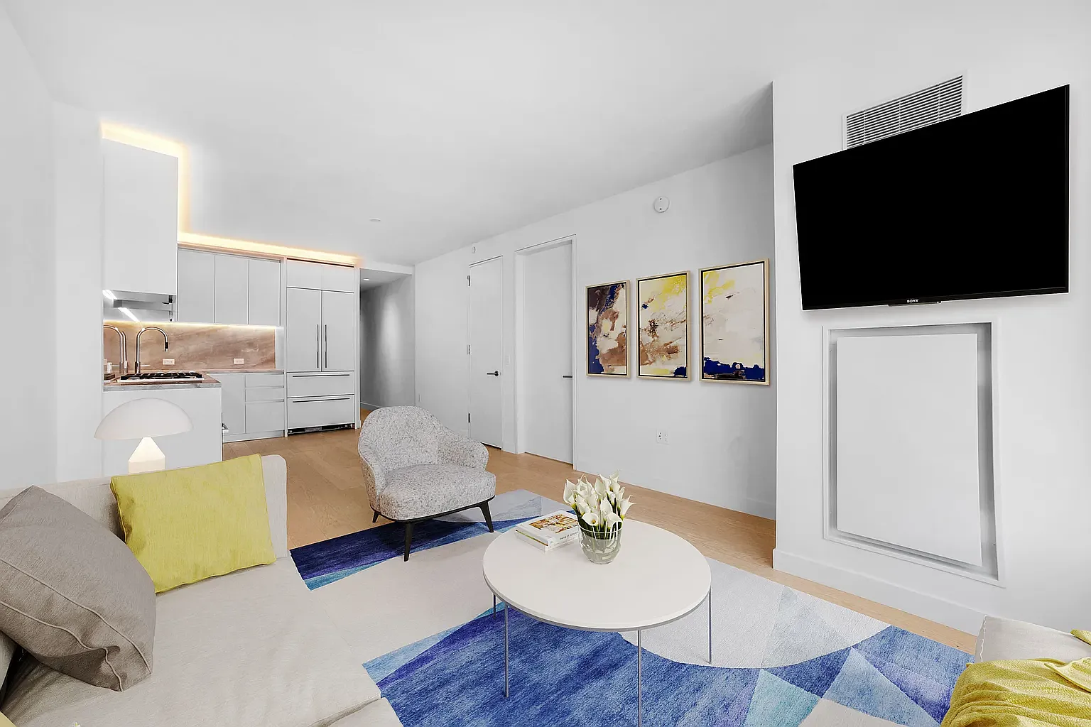 450 Washington Street — Photo 2
