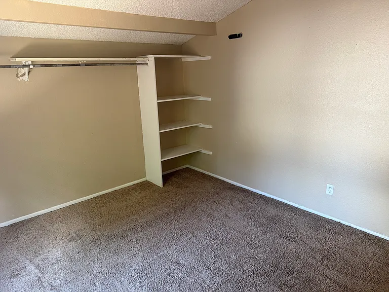 1450 Sagewood Rd #6 — Photo 4