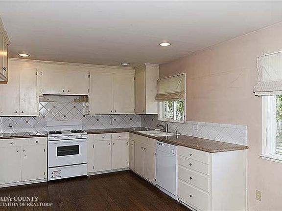 3rd image of 238 S School St