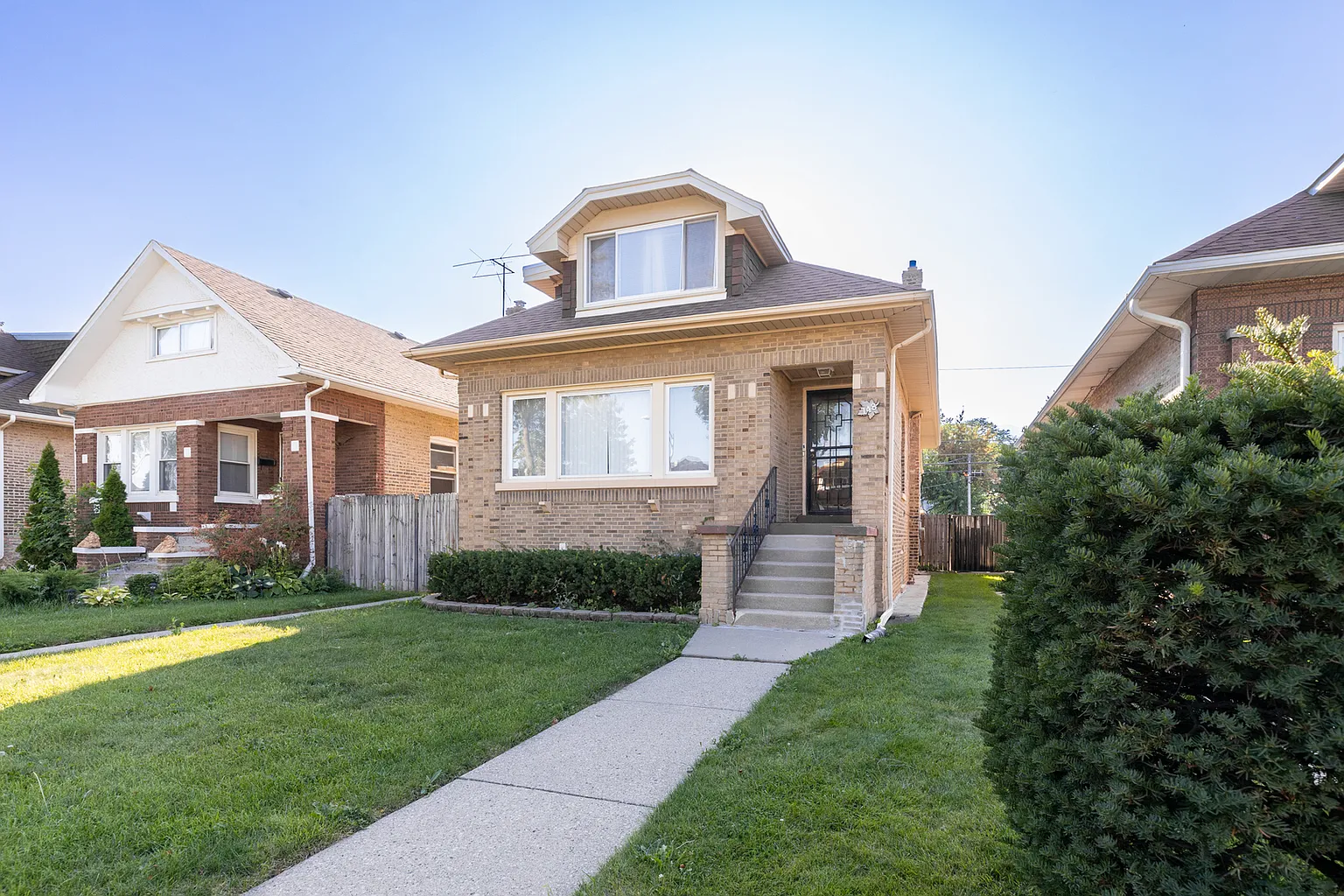 148 Bellwood Ave photo 1