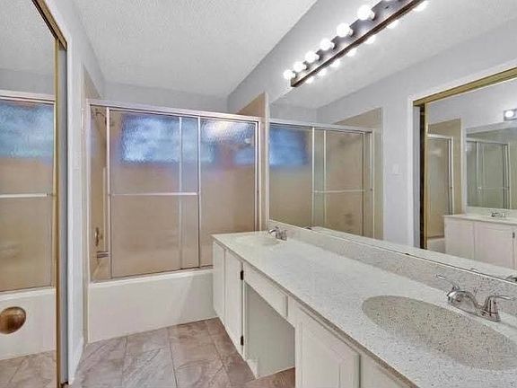 5th image of 1128 Prospect Dr