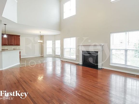 3rd image of 5207 Olde Forest Dr