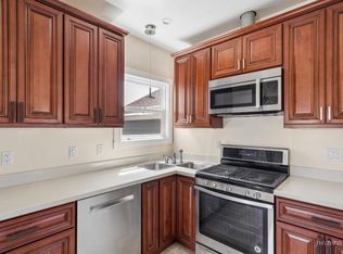 5657 California St APT 3, San Francisco, CA 94121