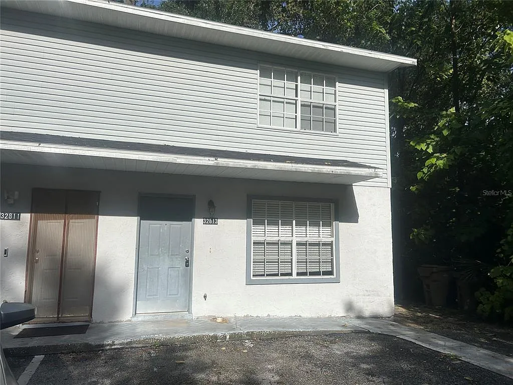 2 bed, 1.5 bath, 1102 sqft, $1,250 — Photo 1