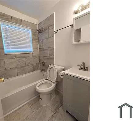 2 bed, $1,050 — Photo 3