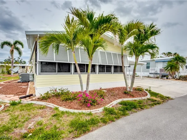 4710 Catfish Ct, Saint James City, FL 33956