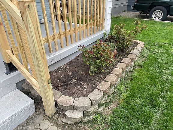 3rd image of 2312 Lodell Ave