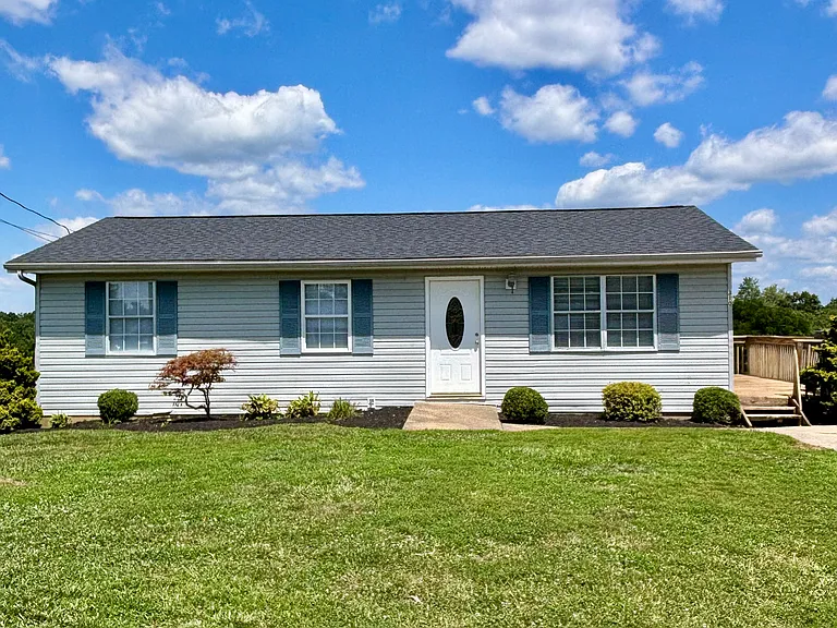 310 Southern Dr — Photo 1