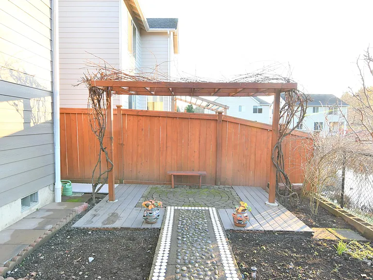 5013 Black Rock Loop SE — Photo 37