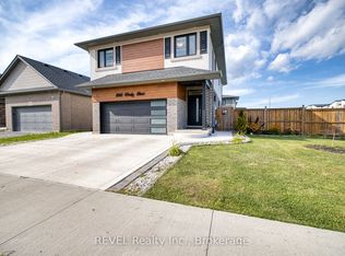 8961 Emily Blvd, Niagara Falls, ON L2H3T1