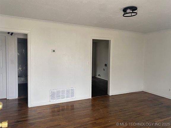 2nd image of 4512 S 28th West Ave