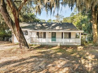 1605 Columbia Ave, Pt Royal, SC 29935