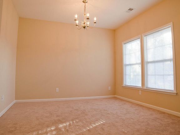 3rd image of 4002 Chadford Park Dr