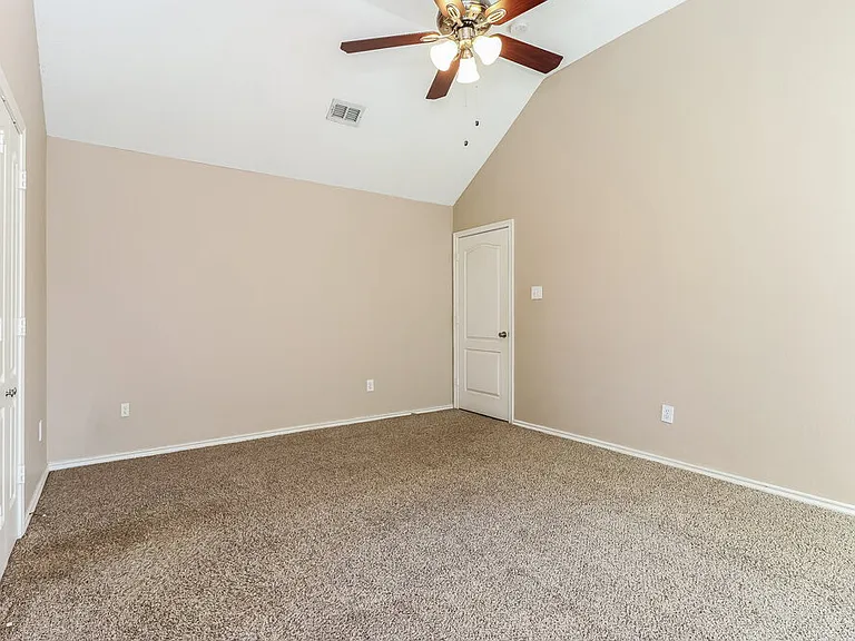 7728 Blossom Dr — Photo 8