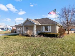 211 N Cherry St, Lizton, IN 46149