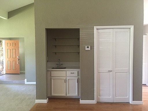 5th image of 4801 Saint Augustine Dr