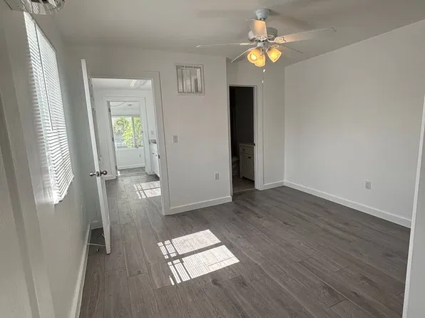600 NW 25th Ct.