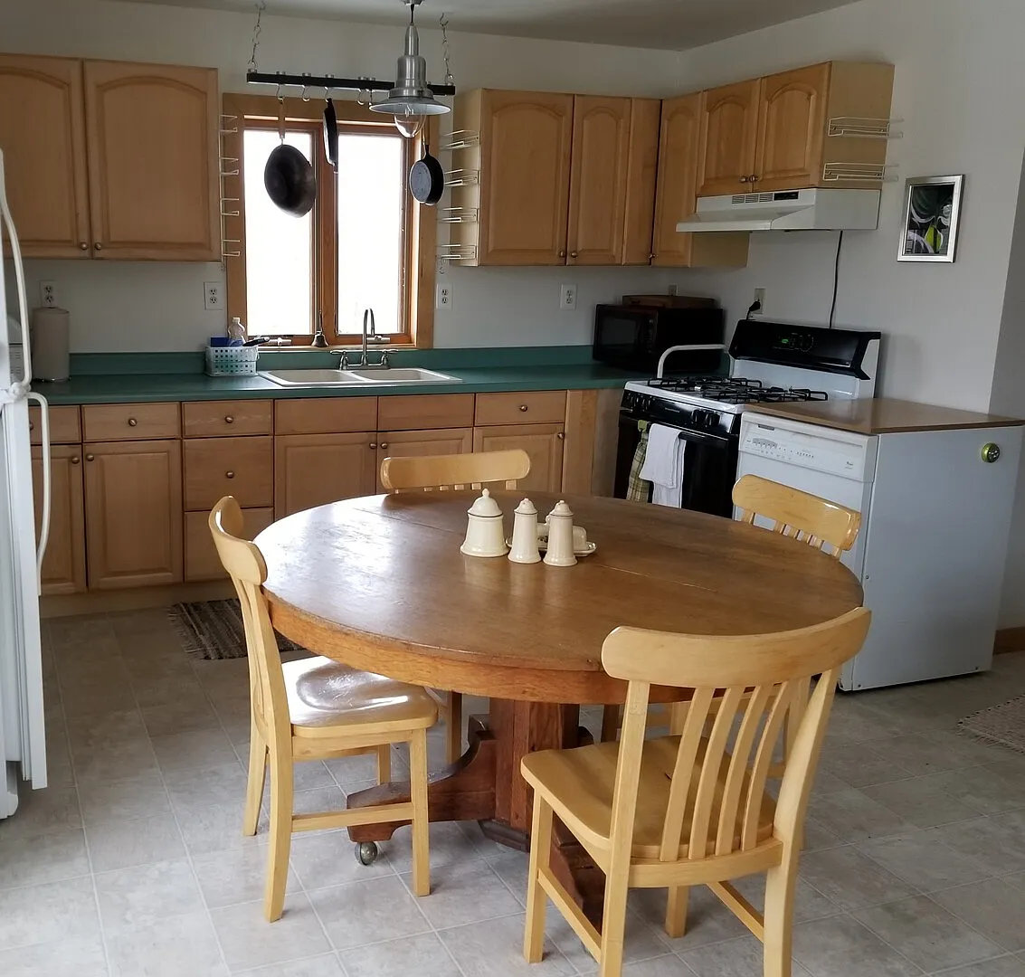 Rural Driftless Region Stay with Pastoral View — Photo 2