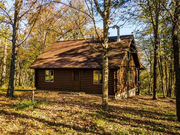 825 County Road F, Hollandale, WI 53544