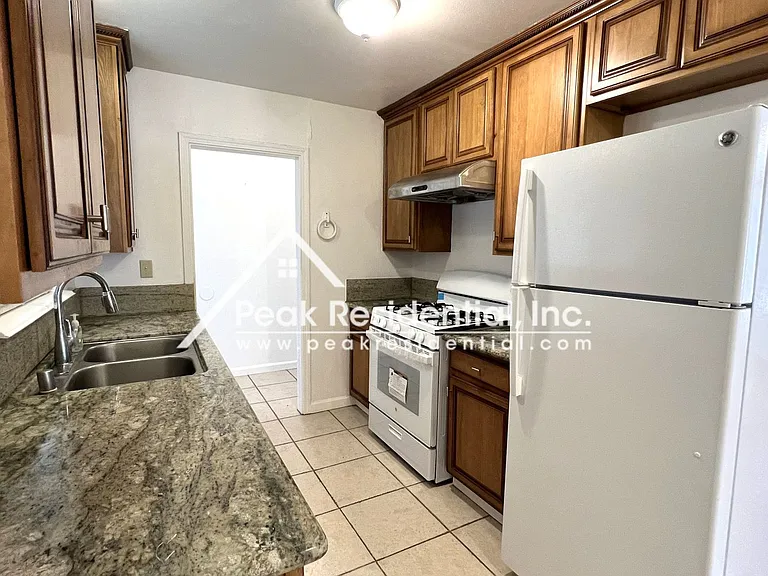 7417 Amherst St — Photo 12