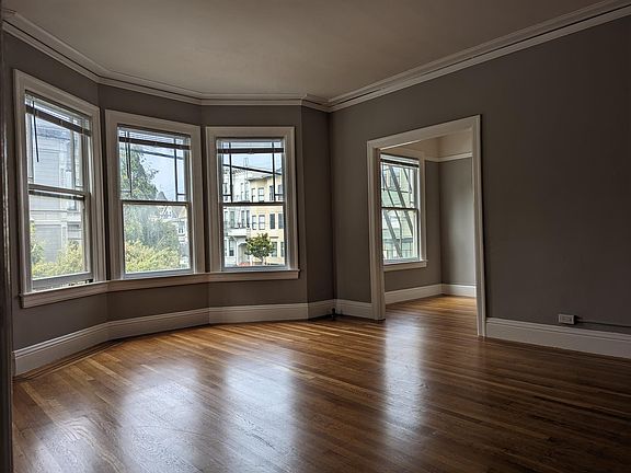4th image of 1401 Grove St APT 3