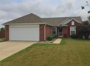 585 Hummingbird Ln, Whiteland, IN 46184