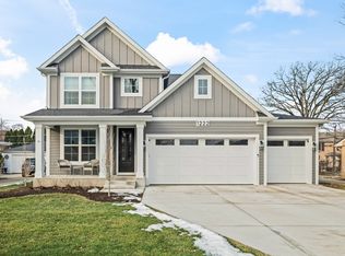 1222 N Walnut Ave, Arlington Heights, IL