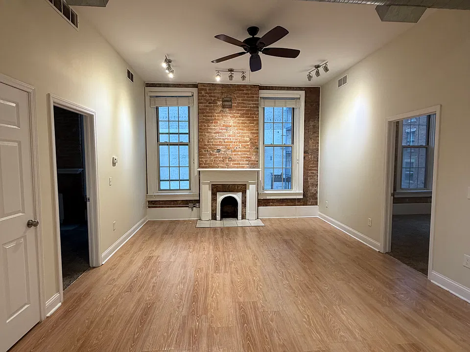 814 Main St #2B