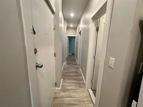 5th image of 234 Jewett Ave #1A-1
