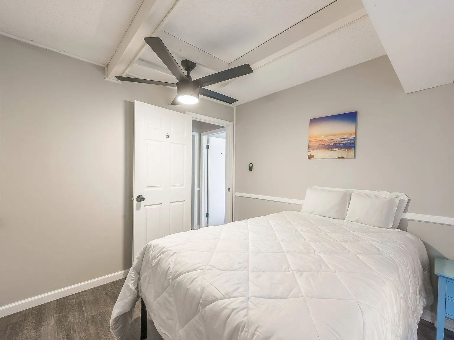 4 bed, 3.0 bath, 1700 sqft, $685 — Photo 2