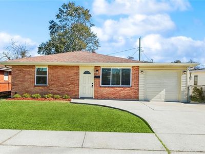 1381 Maplewood Dr, Harvey, LA, 70058