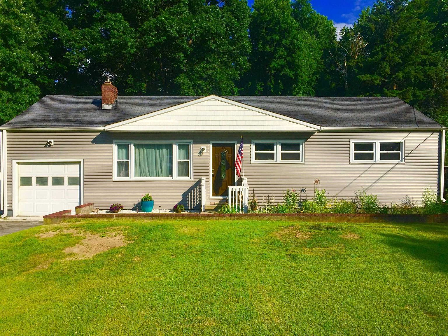 747 Vassar Rd, Poughkeepsie, NY 12603 Zillow