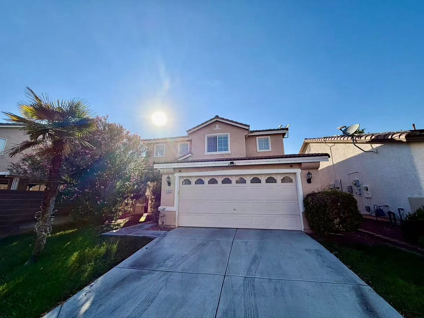 Beautiful 4-bedroom home located in a highly desirable gated community — Photo 1
