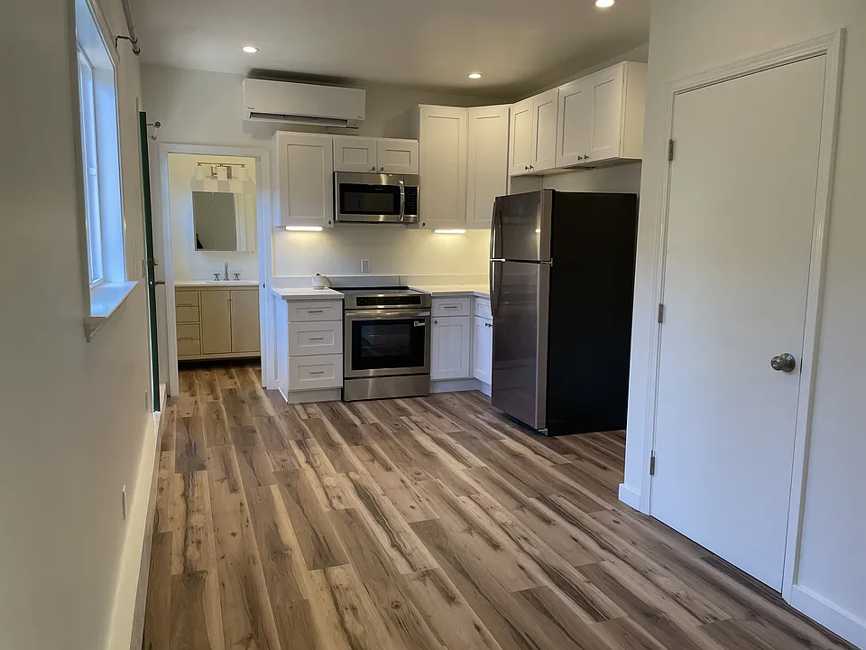3483 Idaho Dr