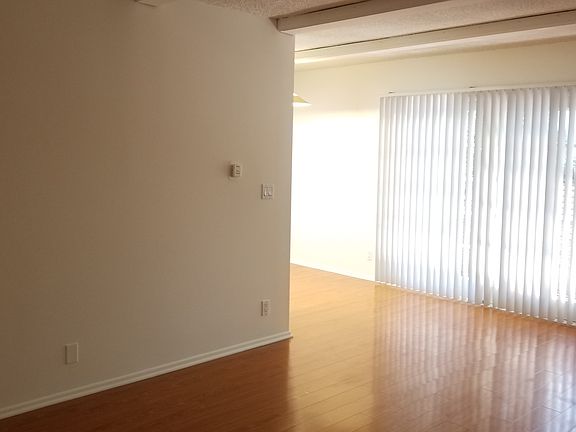 3rd image of 11511 Ohio Ave APT 2