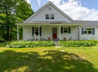 621 Bradford Rd, Newport, NH 03773