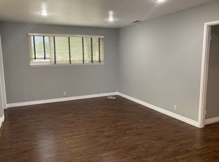 1030 E Gaillard St, Azusa, CA 91702