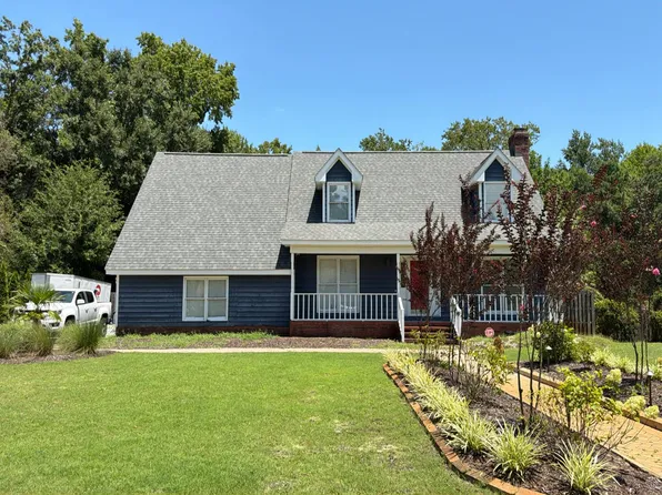 622 Aquarius Dr, Wilmington, NC 28411