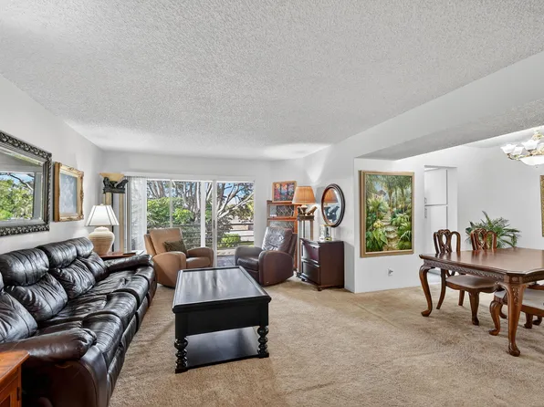 3524 Via Poinciana #303, Lake Worth, FL 33467