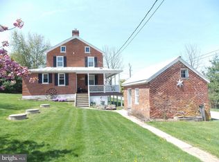 890 Tracey Rd, Hanover, PA 17331