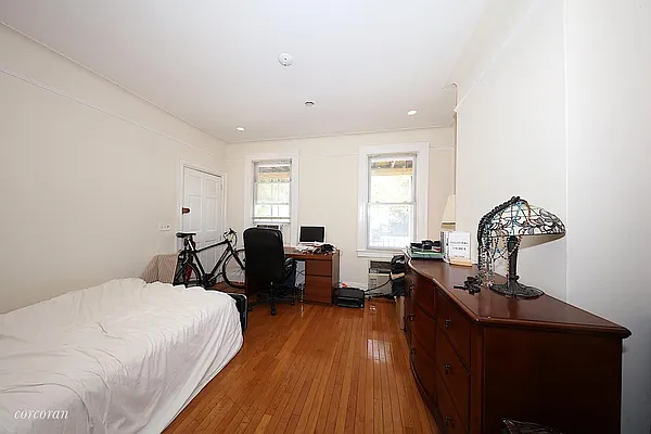 Rented by Corcoran | media 19