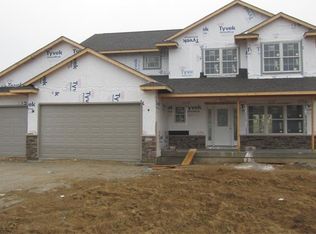 1218 Tipperary Rd, Iowa City, IA 52246